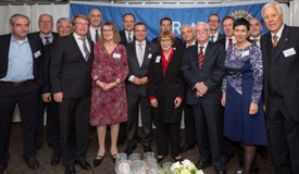 10-Jahresfeier - Präsdienten und Politik